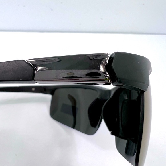 IZOD POLARIZED, MIRROR LENSES, POLARIZED, 100%UV PROTECTION, WRAP AROUND GLASSES - Picture 13 of 15